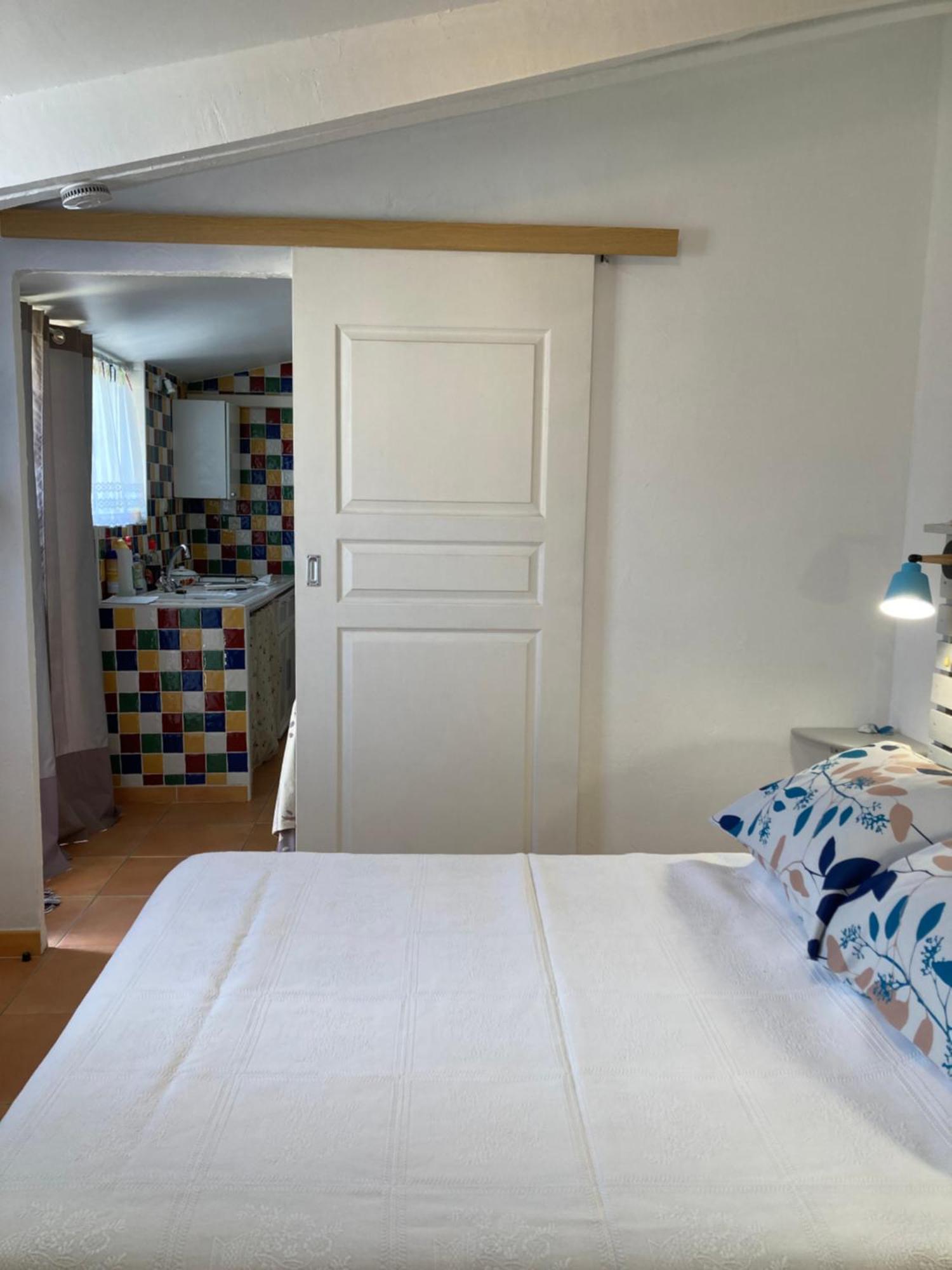 Appartement Les Hirondelles à Bessan Extérieur photo