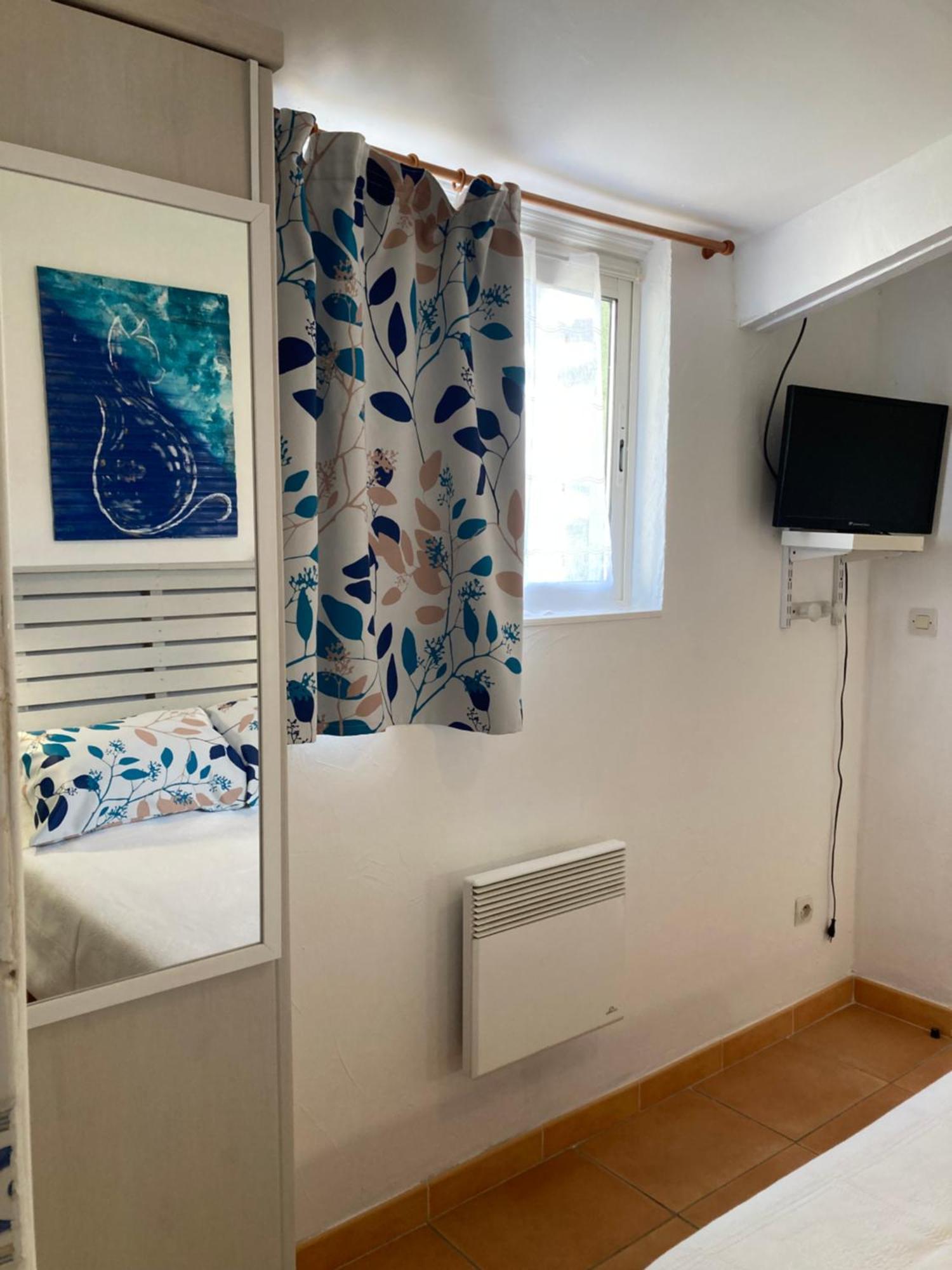 Appartement Les Hirondelles à Bessan Extérieur photo